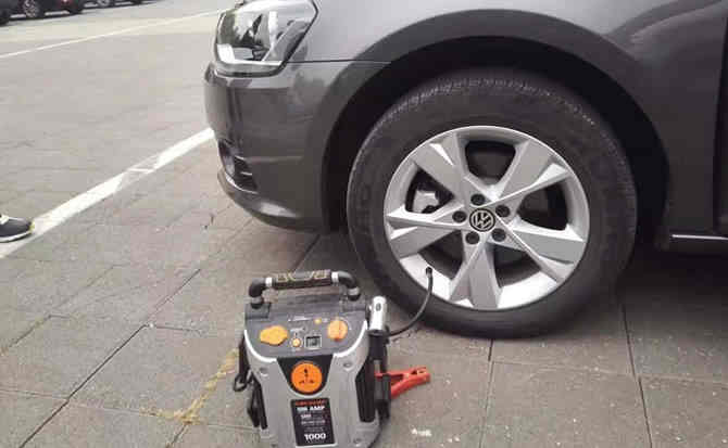 龙港汽车搭电案例